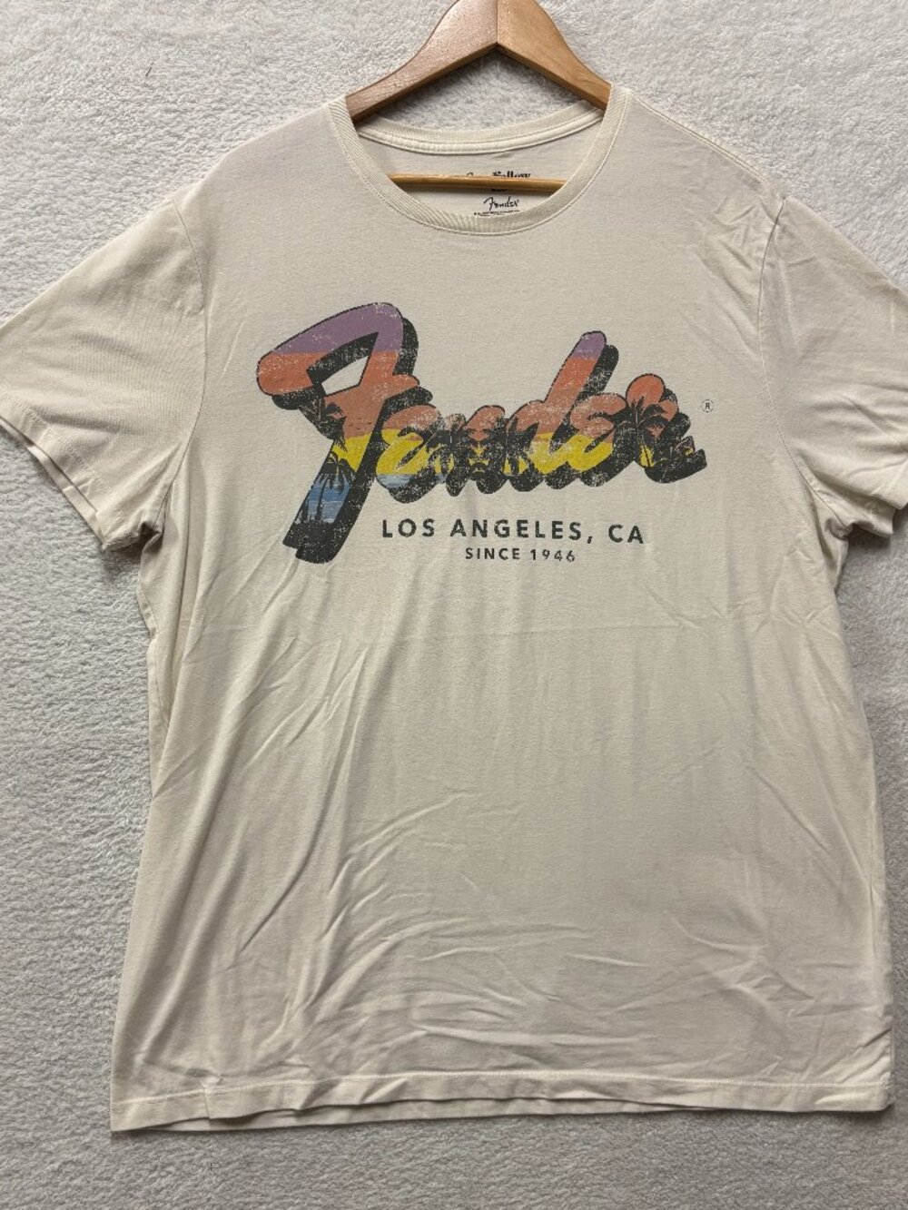 Fender Guitar Shirt Mens XL Cream Graphic Tee Goodfellow Los Angeles CA Sunset